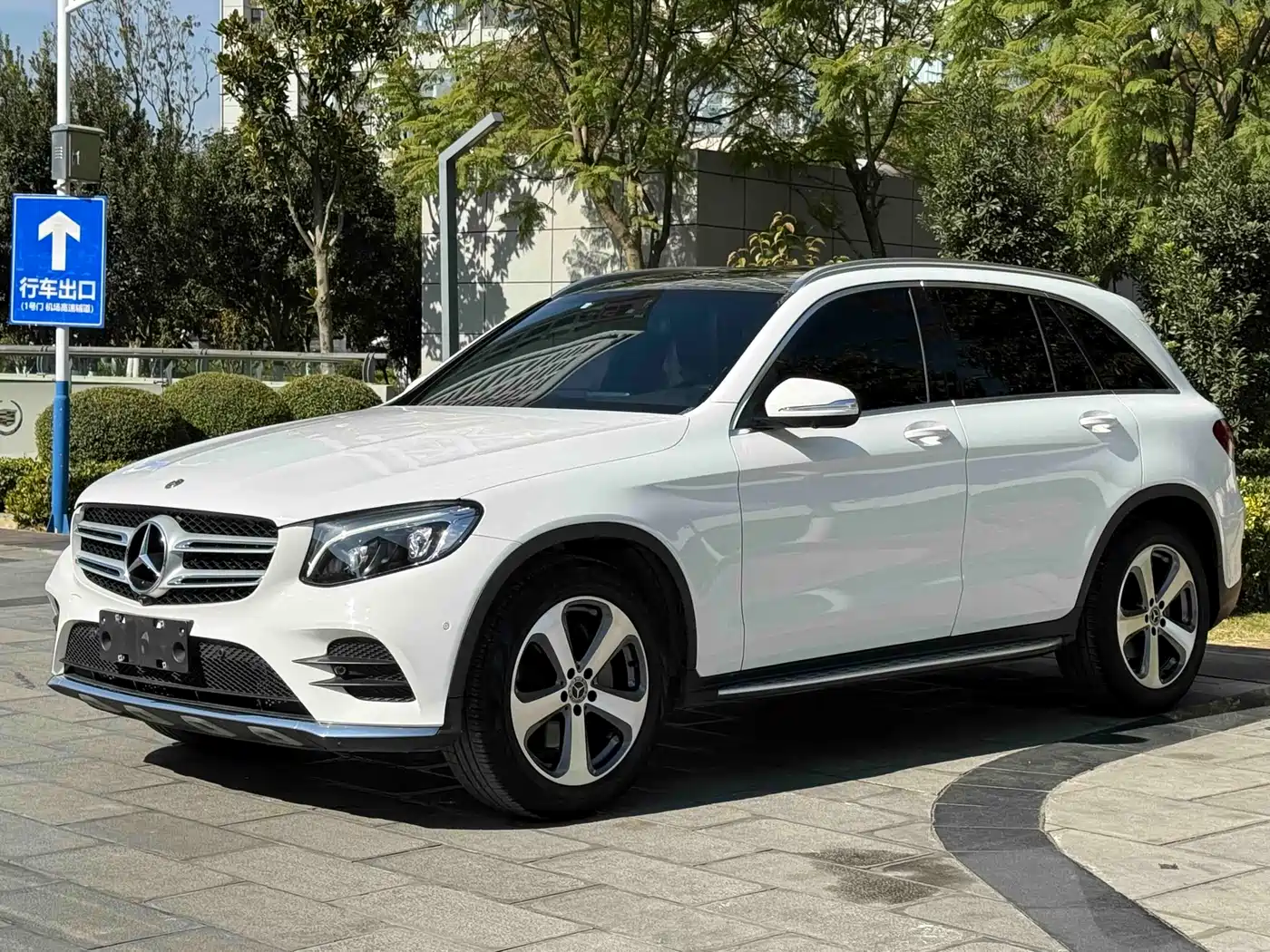 Mercedes-Benz GLC 2017 GLC 300 4MATIC Dynamic