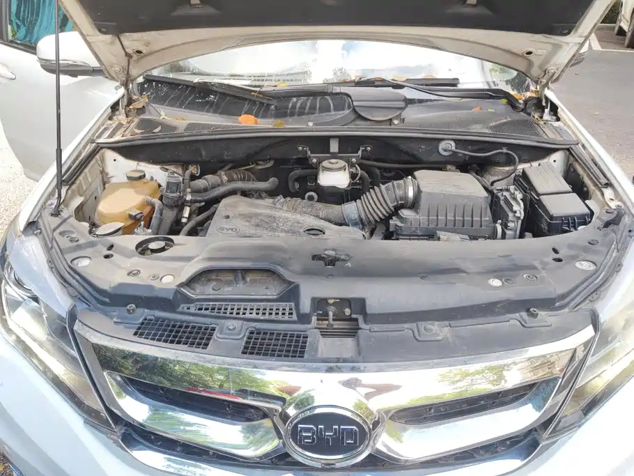 BYD S7 2014 2015 2.0T Automatic Premium