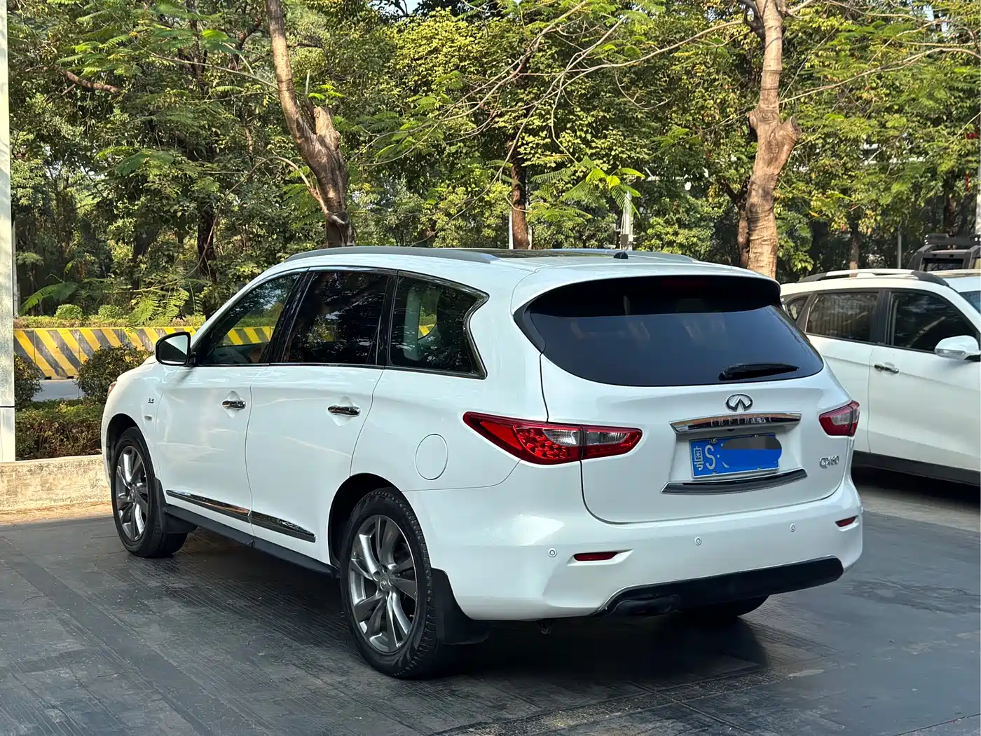 Фото 4 - Infiniti QX60 (Import)