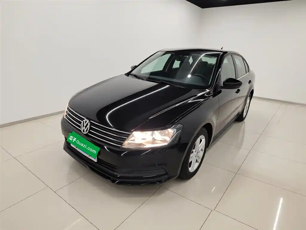 Volkswagen Lavida 2017 1.6L Automatic Trend Edition фото 2