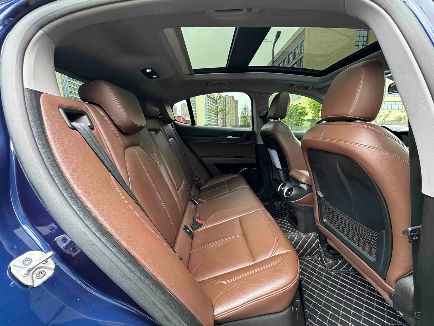 Alfa Romeo Stelvio 2018 2017 2.0T 200HP Elite