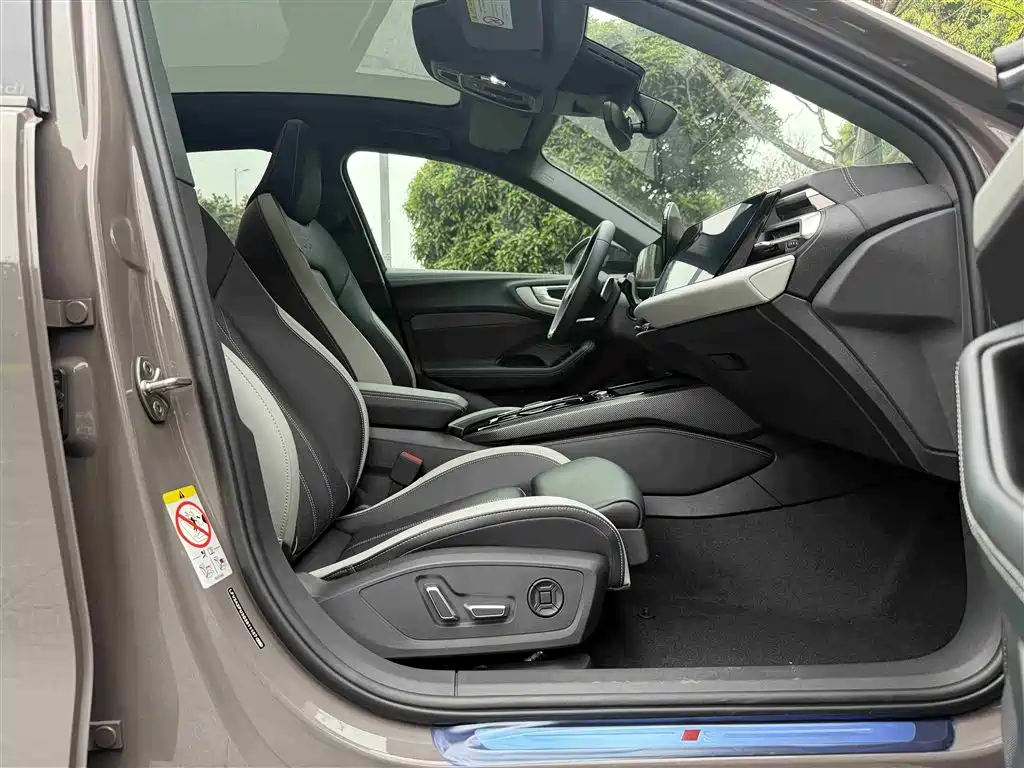 Audi A5L 2026 2.0T Sport Edition фото 8
