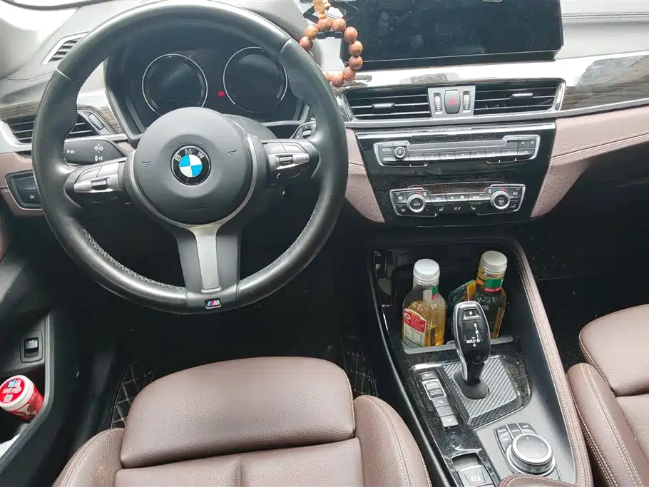 BMW X1 2020 xDrive25Li Premium Edition фото 12