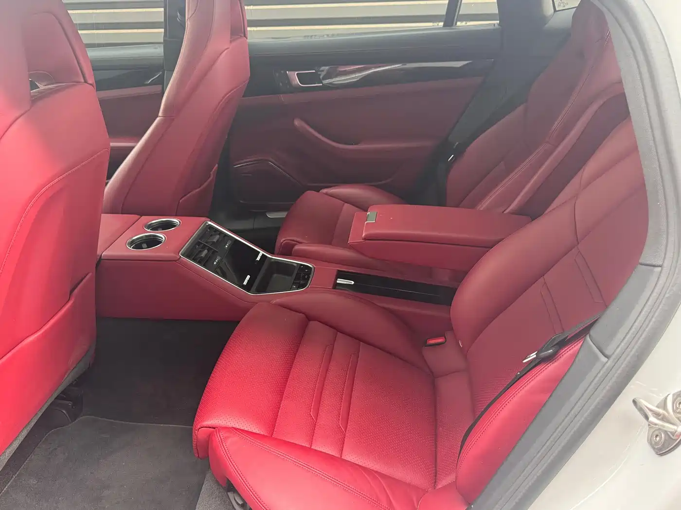 Porsche Panamera, миниатюра 13