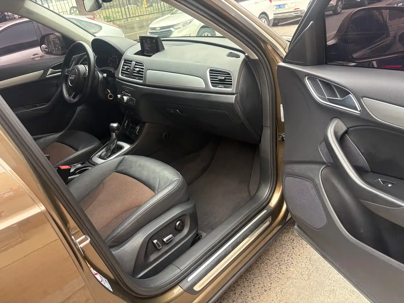 Audi Q3 2016 30 TFSI Fashion фото 10