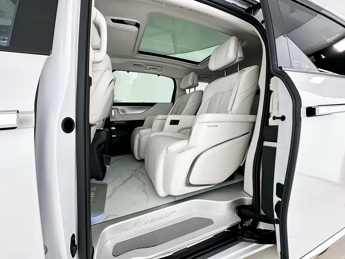 Buick GL8 New Energy 2024 Landglory Luxury Edition 7-Seater фото 14