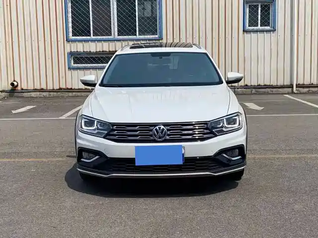 Volkswagen C-TREK 2018 1.5L Automatic Comfort