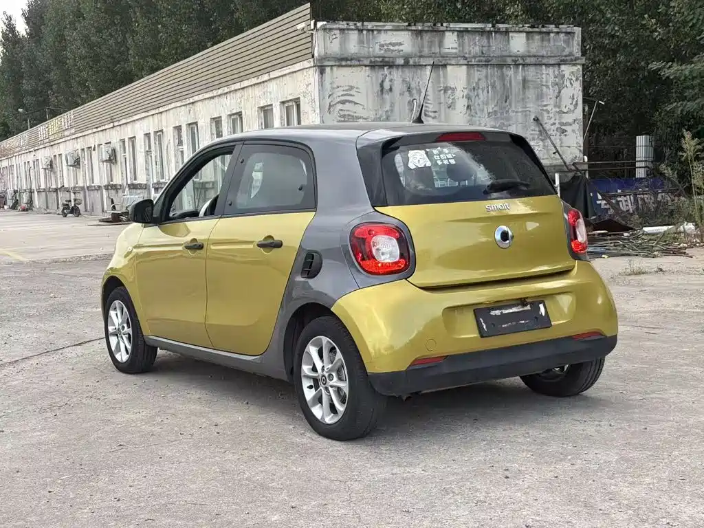 smart forfour 2017 2016 1.0L 52kW Agile Edition