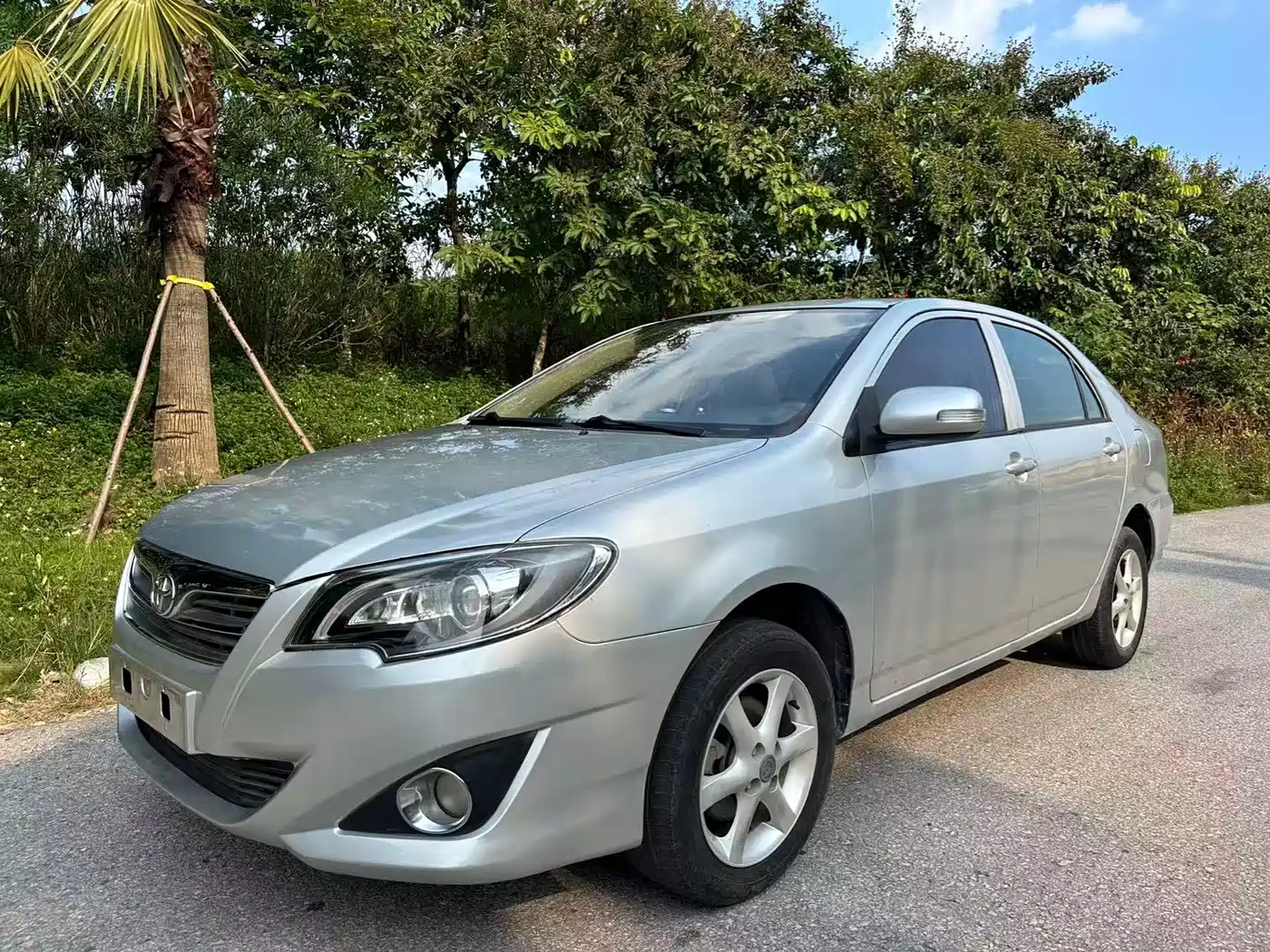Toyota Corolla 2013 1.6L Automatic Luxury