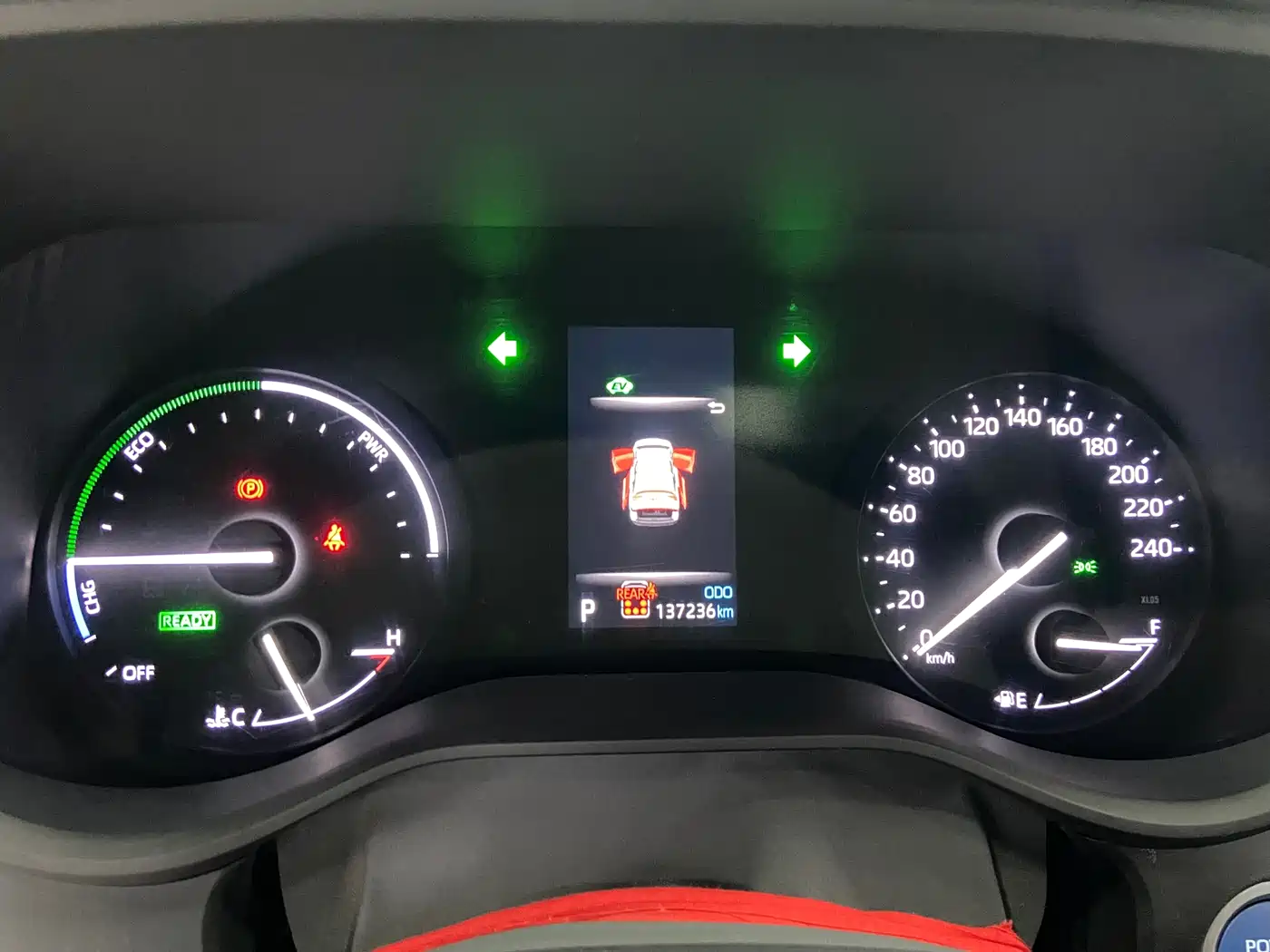Toyota Granvia 2023 2.5L Hybrid Luxury Edition фото 14