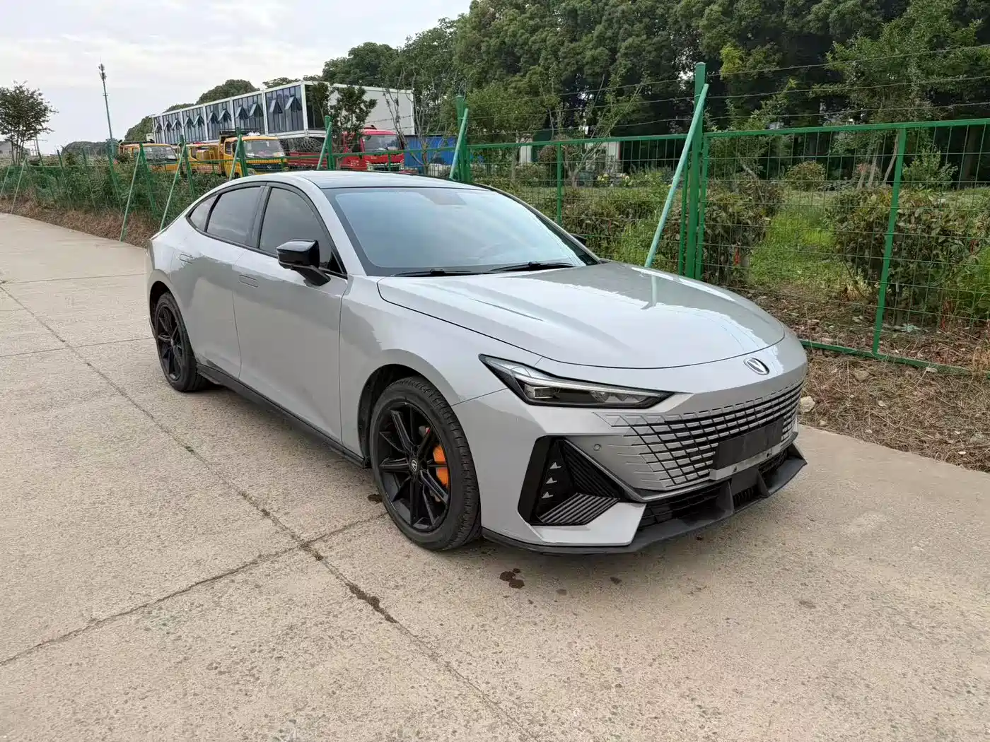 CHANGAN UNI-V