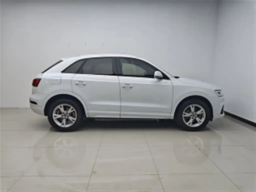 Audi Q3 2018 30th Anniversary Edition 30 TFSI Fashion фото 5