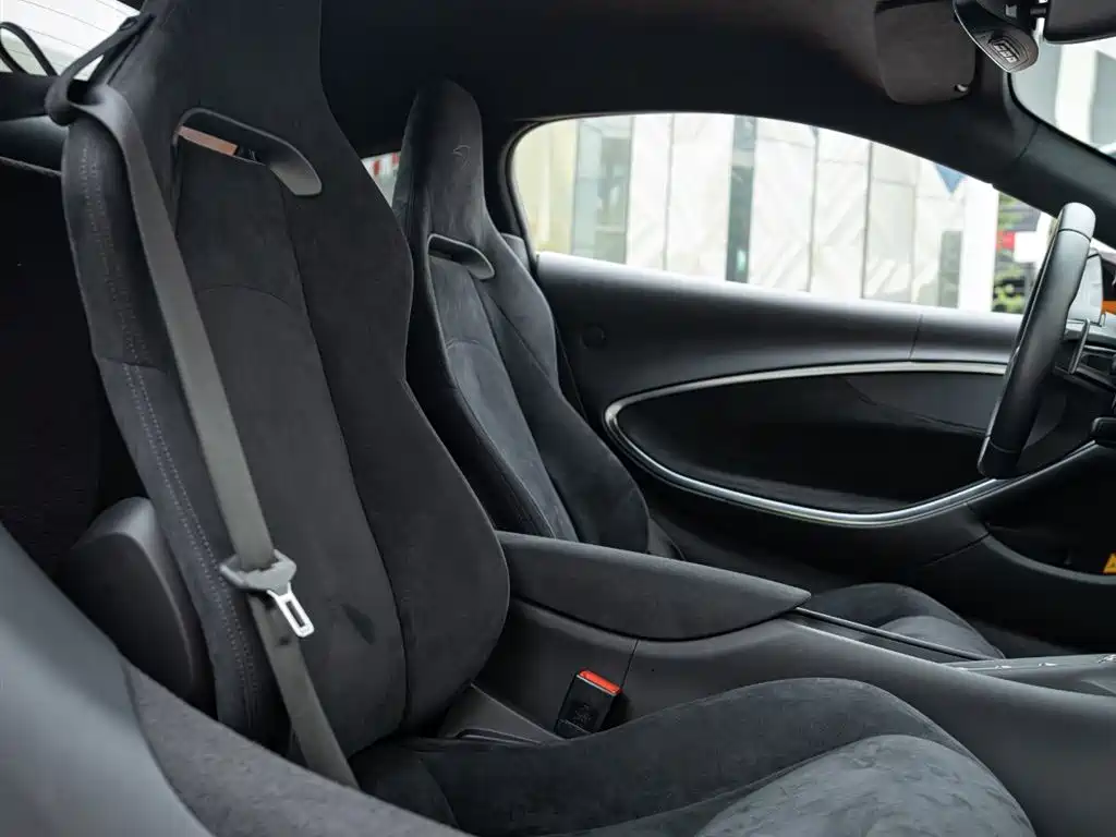 McLaren Artura 2023 3.0T Hybrid Standard фото 17