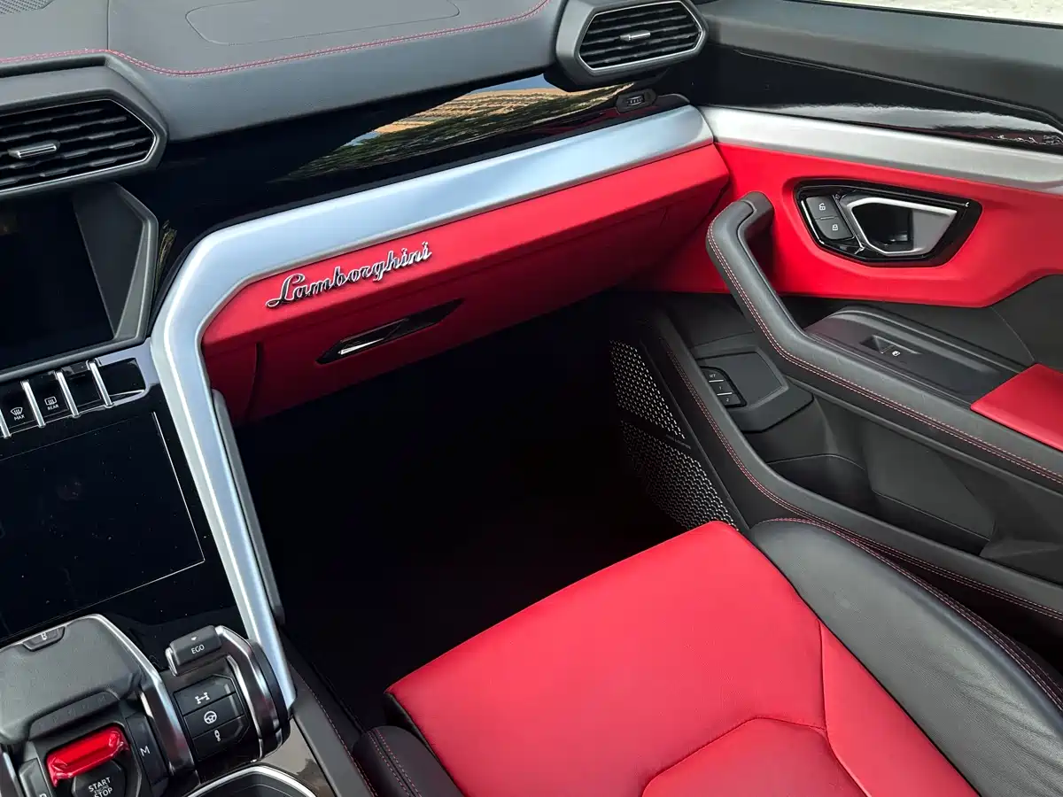 Lamborghini Urus 2018 4.0T V8 фото 6