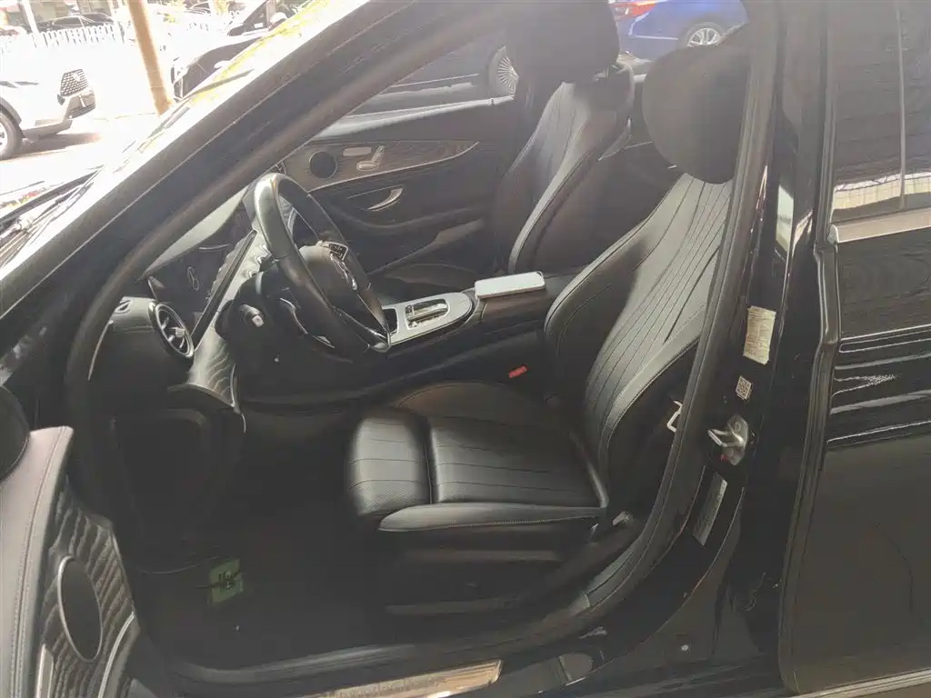 Mercedes-Benz E-Class 2022 Second Facelift E 300 L Fashion фото 15