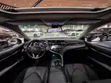Photo 6 - Toyota Camry