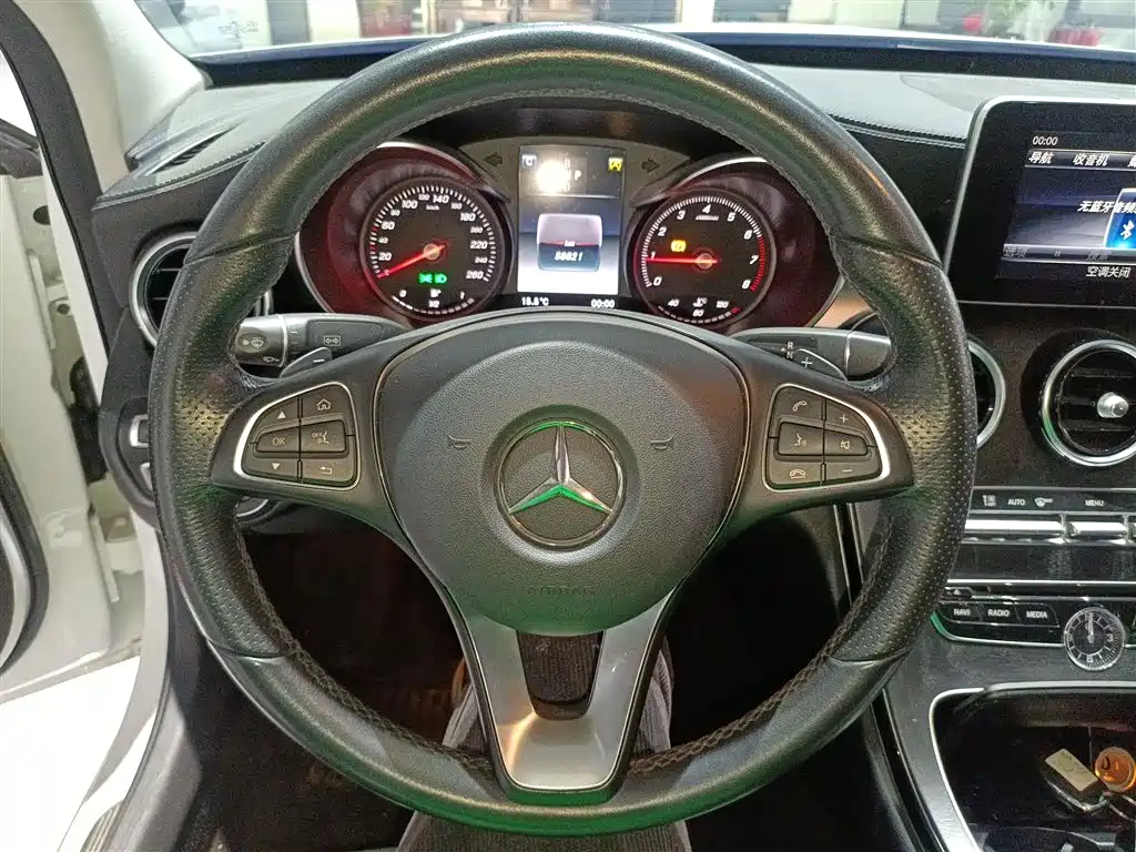 Mercedes-Benz C-Class 2017 Facelift C 200 L Sport Edition фото 11