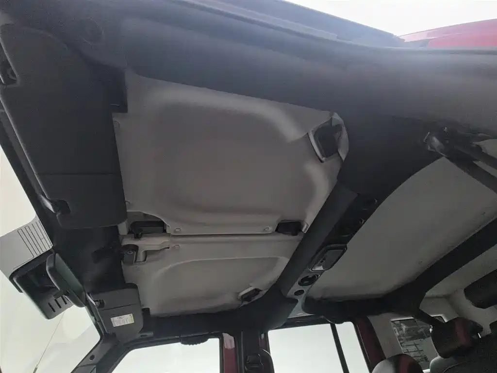 BAIC ORV Beijing Offroad BJ40 2020 2.0T Automatic AWD Urban Hunter Edition Hero Type фото 14