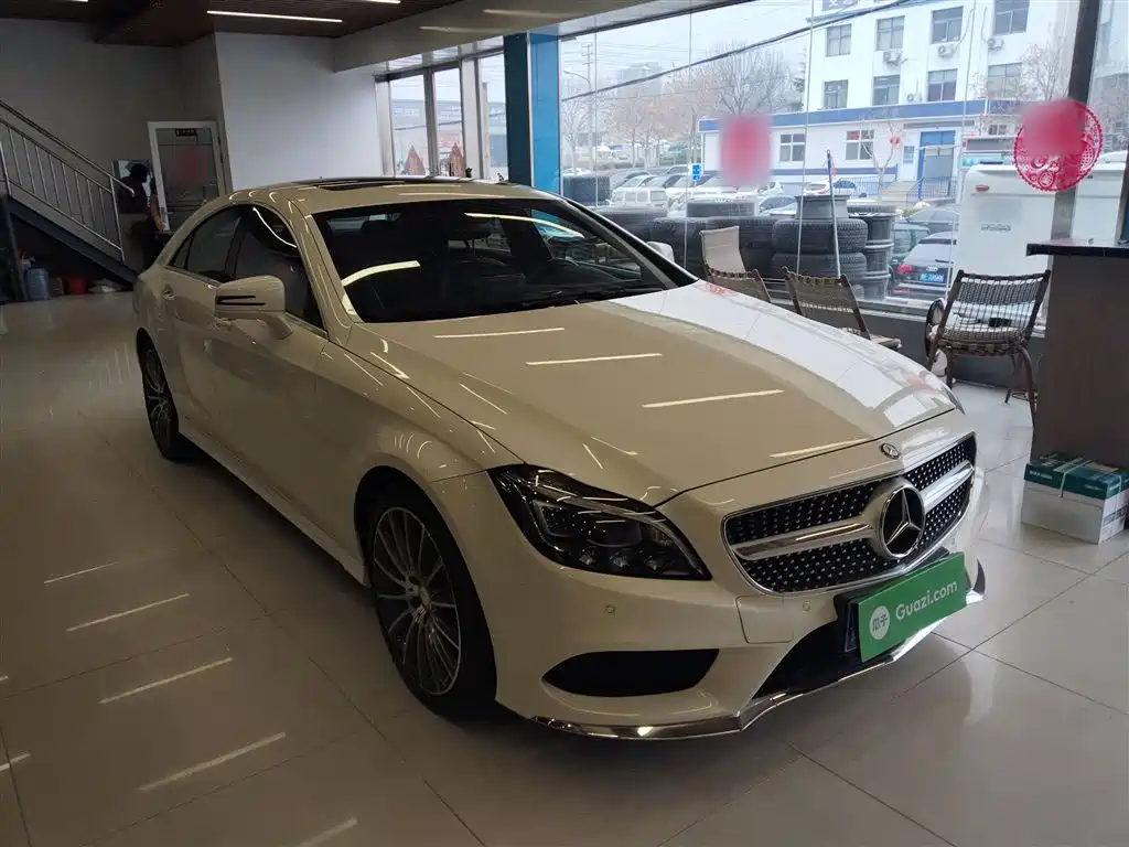 MERCEDES-BENZ CLS