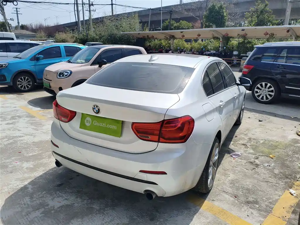 BMW 1 Series 2017 120i Design Package фото 7
