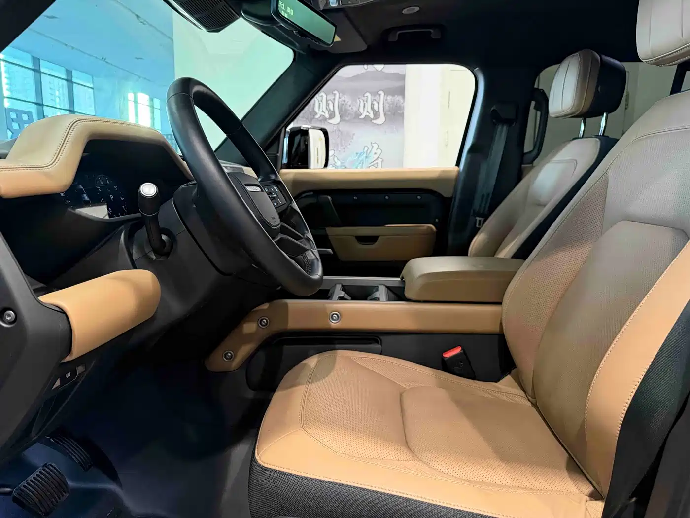 Фото 7 - Land Rover Defender