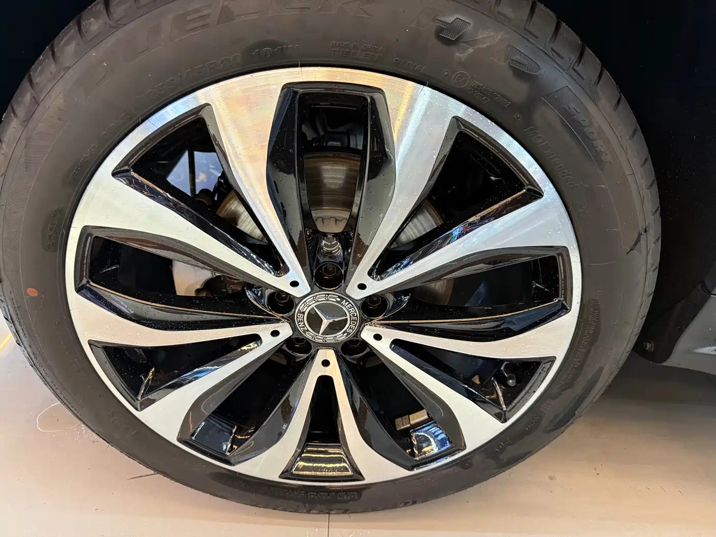 Mercedes-Benz GLC Coupe 2019 Facelift GLC 260 4MATIC Coupe SUV фото 15