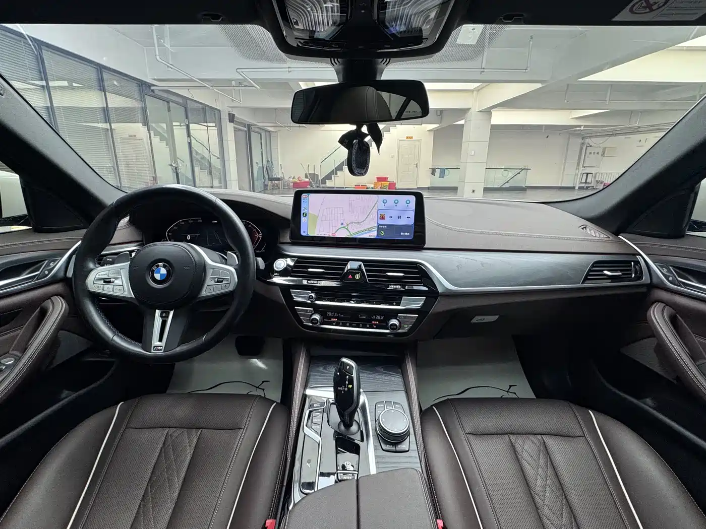 BMW 5 Series 2023 530Li xDrive M Sport Package фото 9
