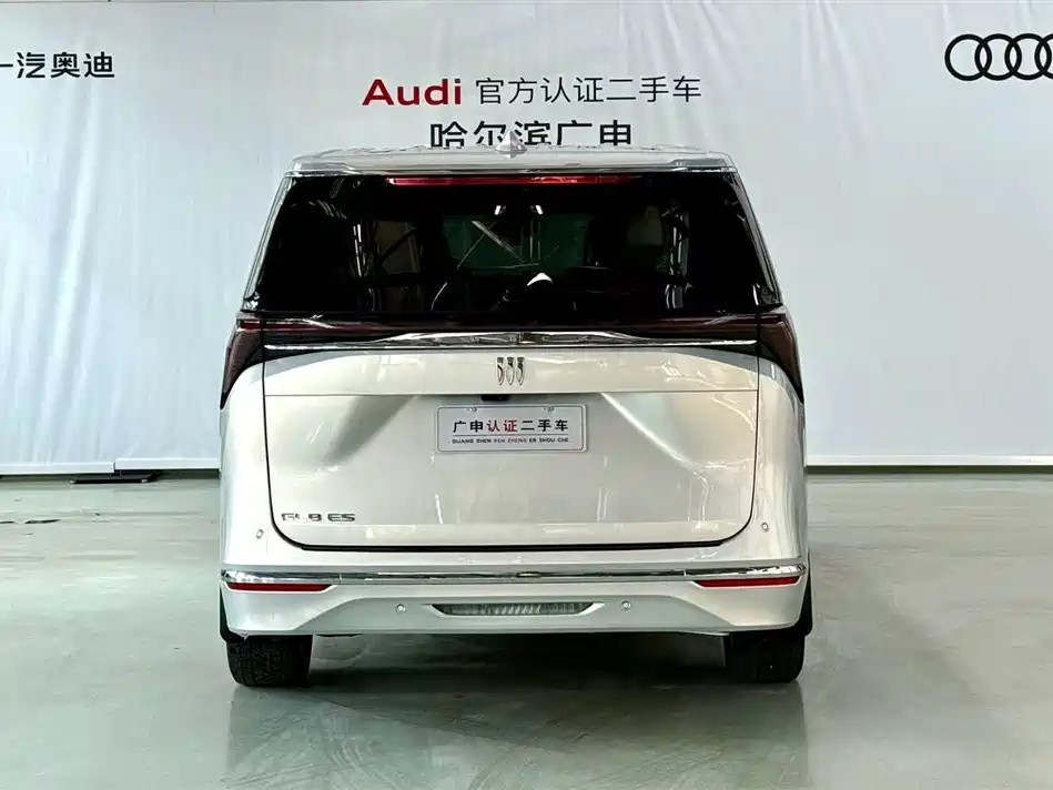 Buick GL8 2025 Land Honor Premium Edition фото 4