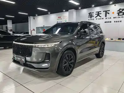 Li Auto ONE