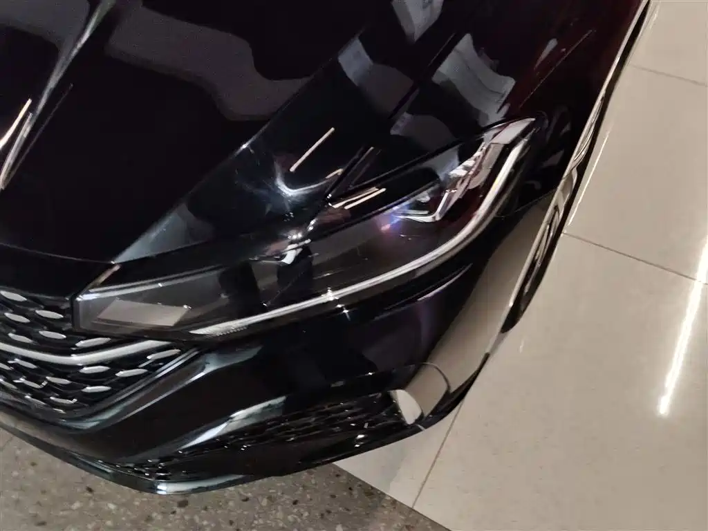 Volkswagen Lavida 2024 Model 300TSI DSG Starlight Full Comfort Edition фото 24