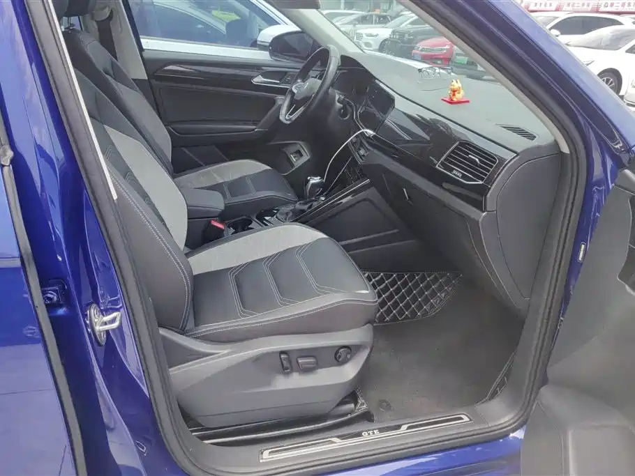 Volkswagen Tayron GTE Plug-in Hybrid 2020 Model 1.4T Luxury фото 8