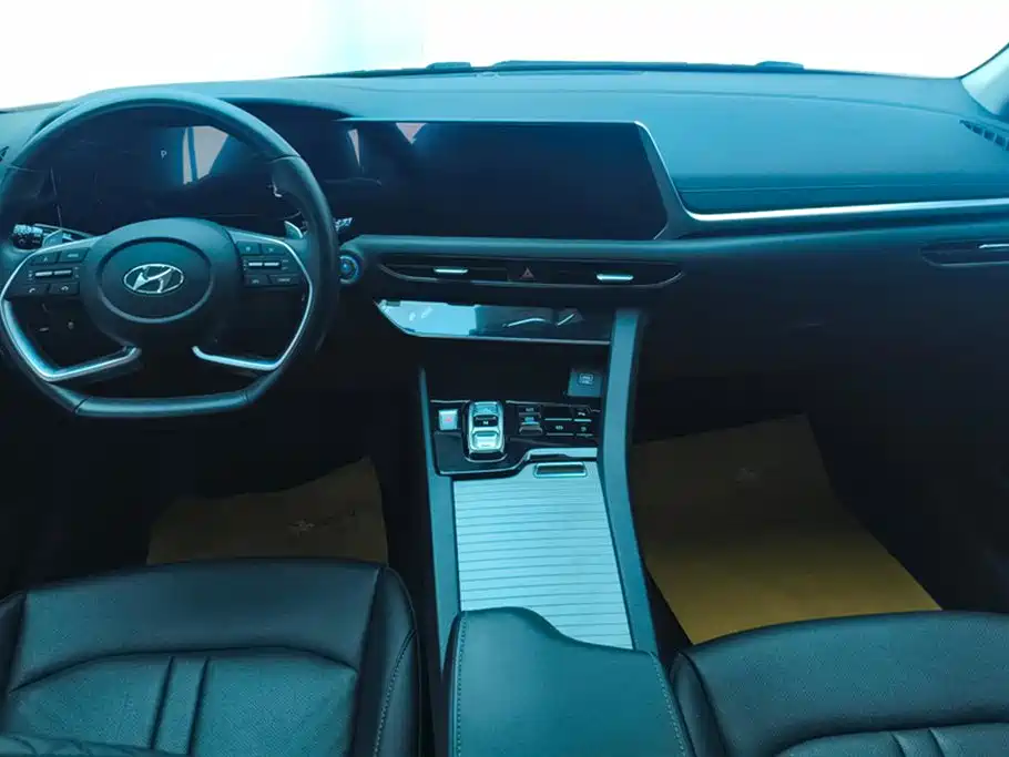 Hyundai Sonata 2020 270TGDi DCT GLS Elite Edition фото 12
