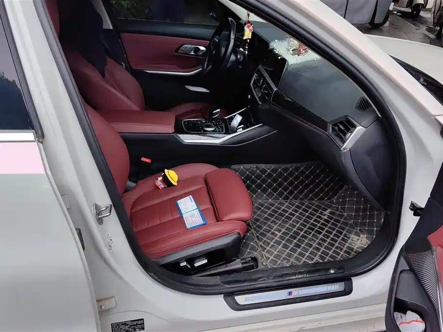 BMW 3 Series 2021 325Li M Sport Package фото 8