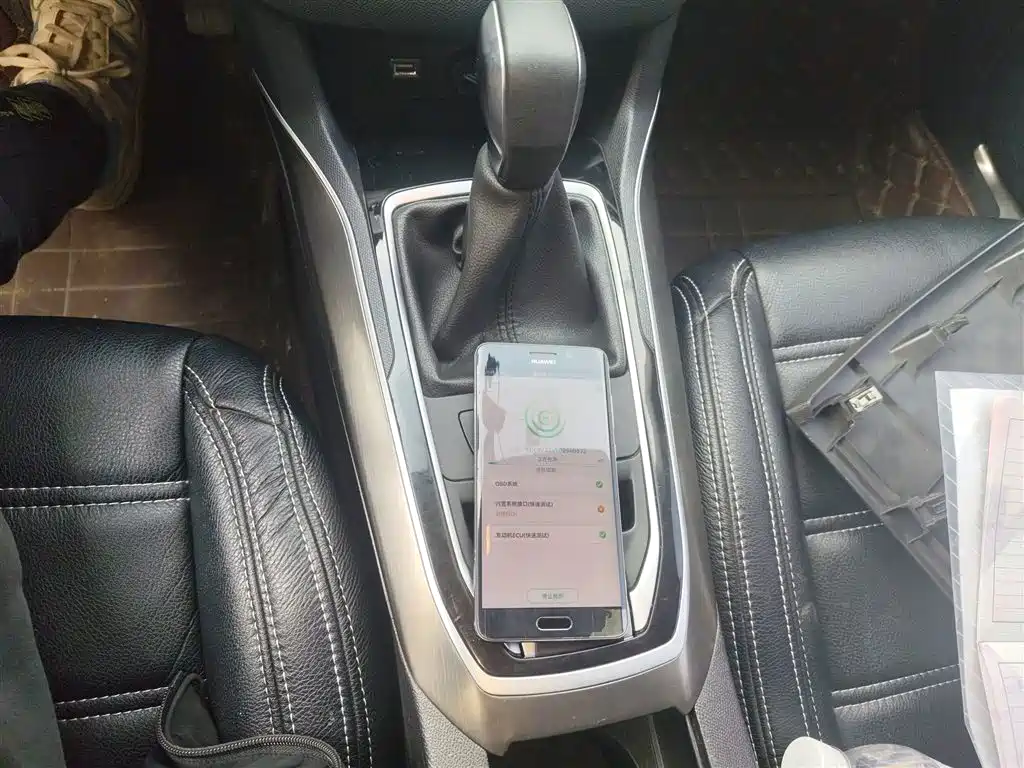 Peugeot 408 2016 1.6T Automatic Luxury Edition фото 14