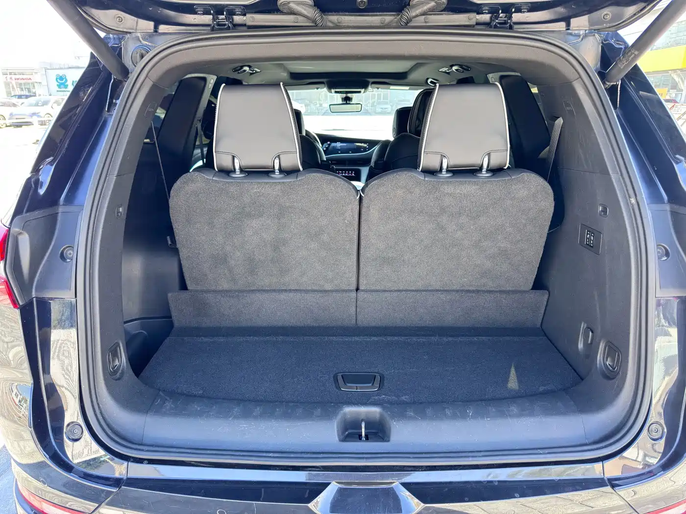 Buick Enclave 2023 2022 652T AWD Premium Flagship 6-Seater
