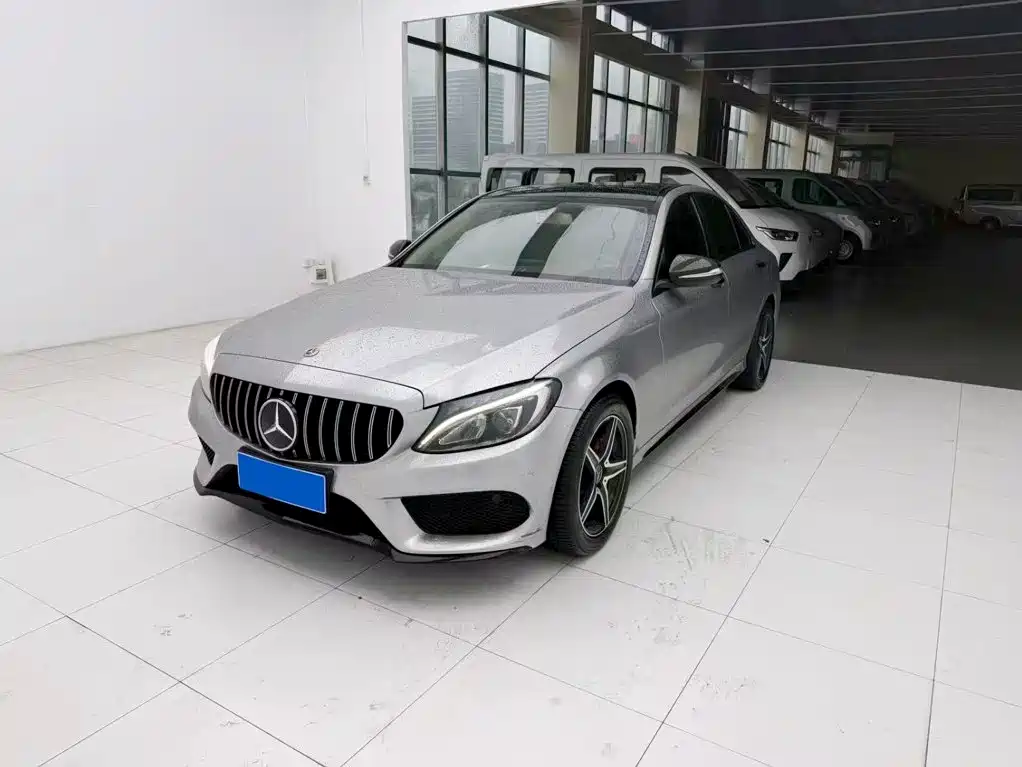 Фото 2 - Mercedes-Benz C-Class