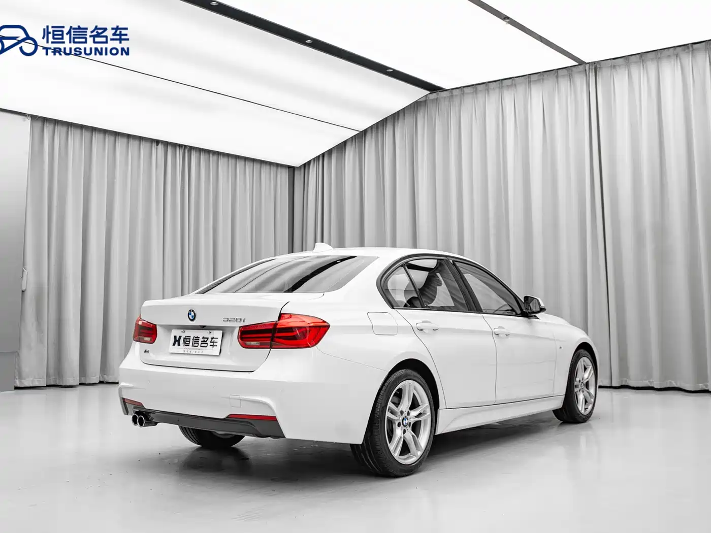 BMW 3 Series 2017 320i M Sport фото 5