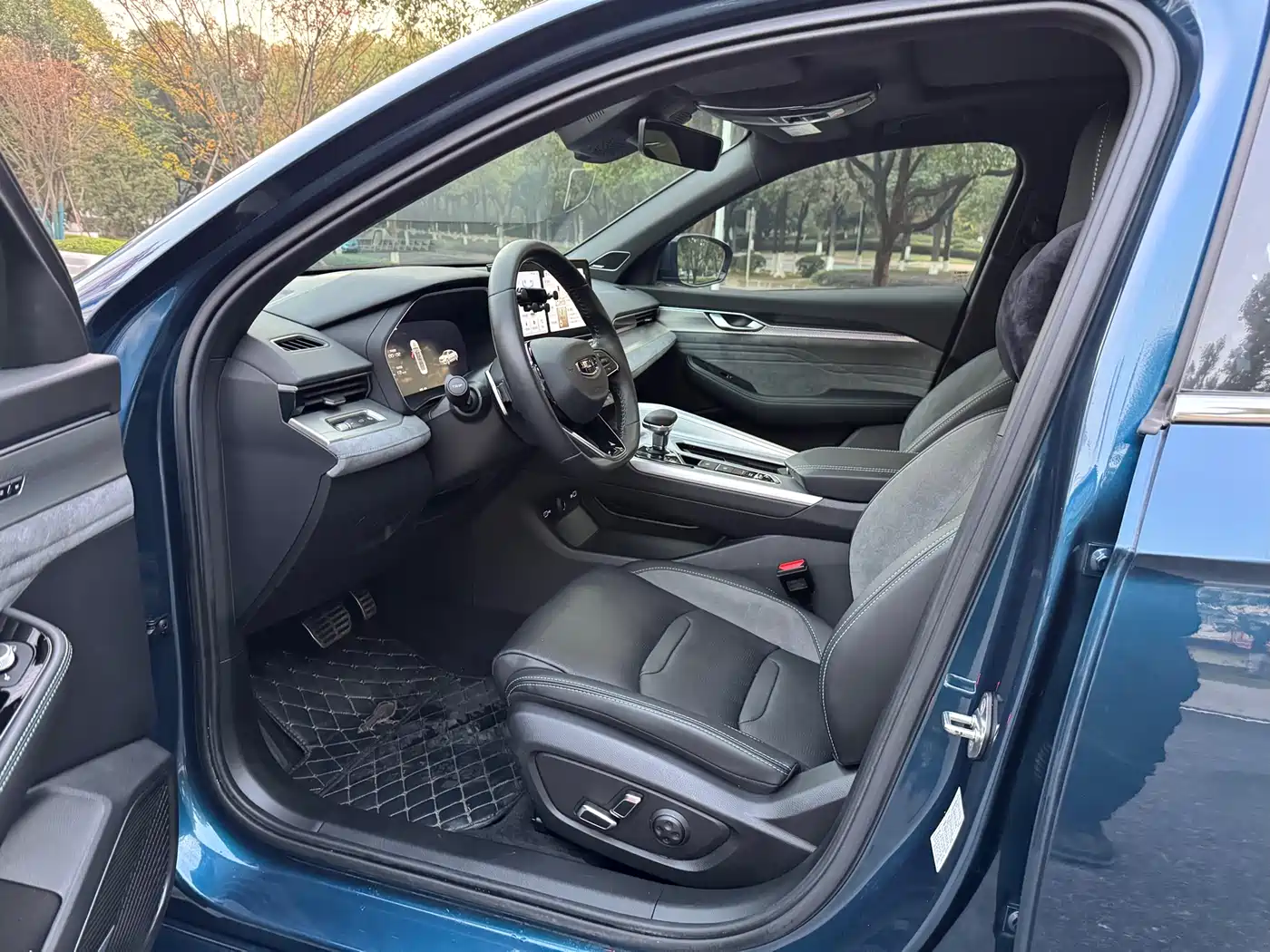 GEELY AUTOMOBILE XINGRUI