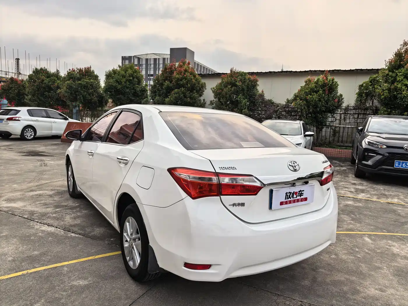 Toyota Corolla 2014 1.6L CVT GL фото 7