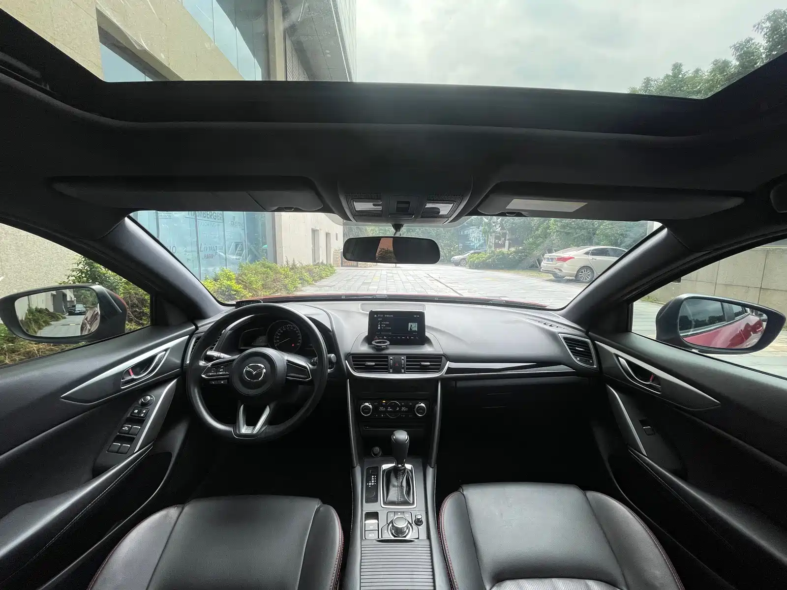 Фото 6 - Mazda CX-4