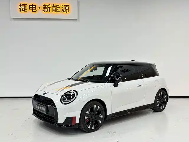 MINI Electric MINI JCW 2025 JOHN COOPER WORKS