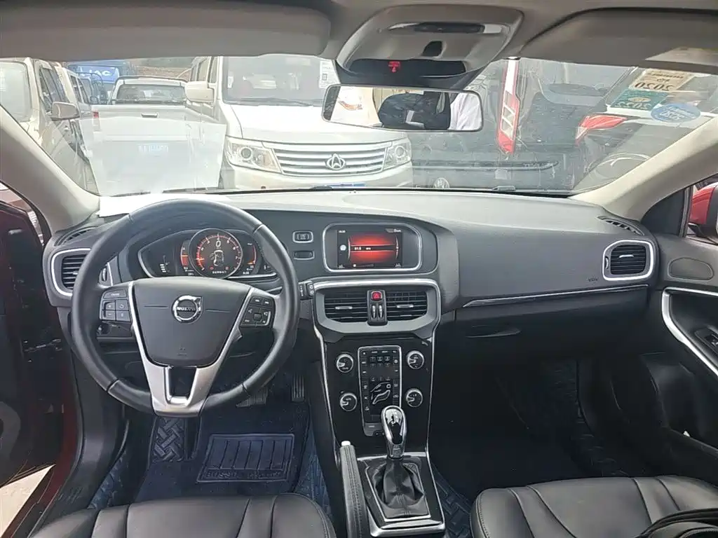Volvo V40 2018 2018 T3 Inscription Edition