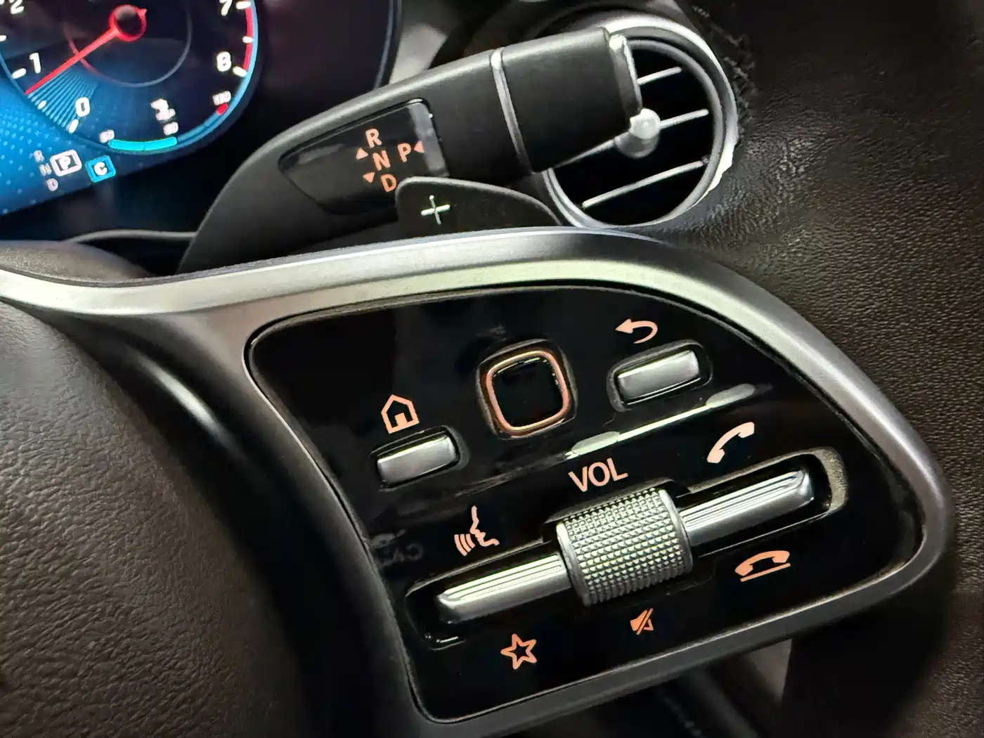 Mercedes-Benz GLC 2022 Facelift GLC 260 L 4MATIC Dynamic фото 17