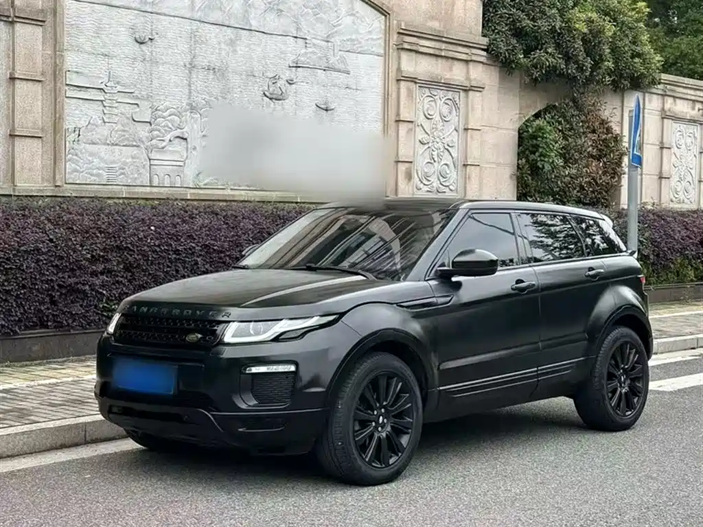 Land Rover Range Rover Evoque 2017 2.0T British Style Edition фото 3