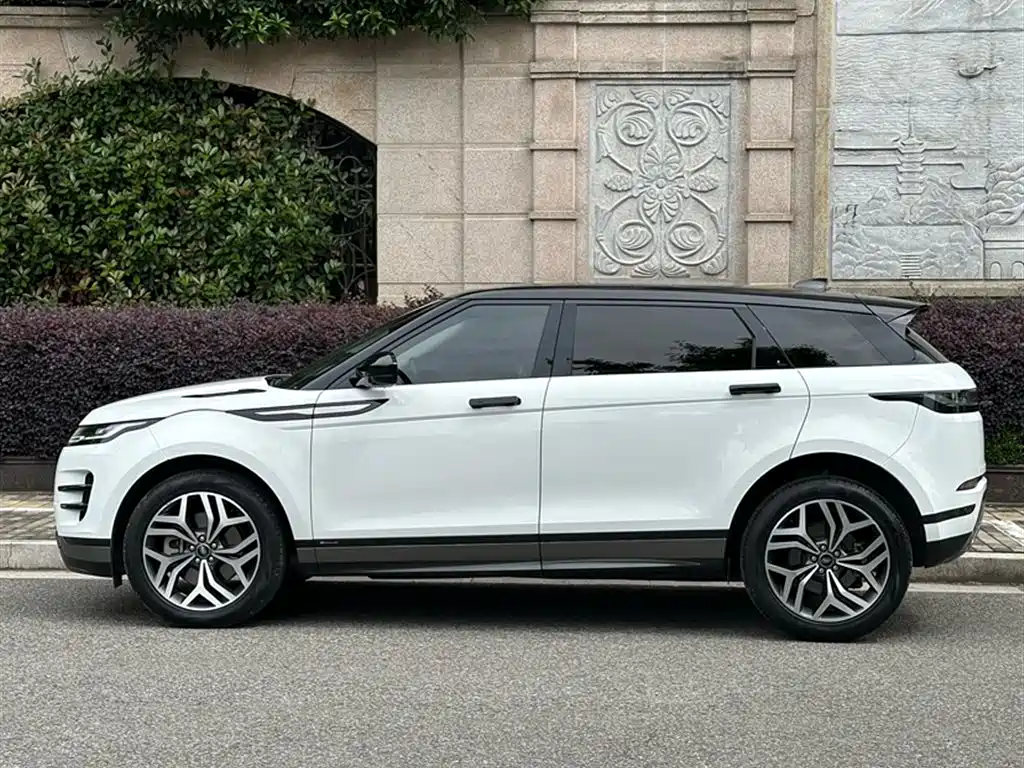 Land Rover Range Rover Evoque 2021 Range Rover Evoque L 249PS R-Dynamic S Performance Edition фото 20