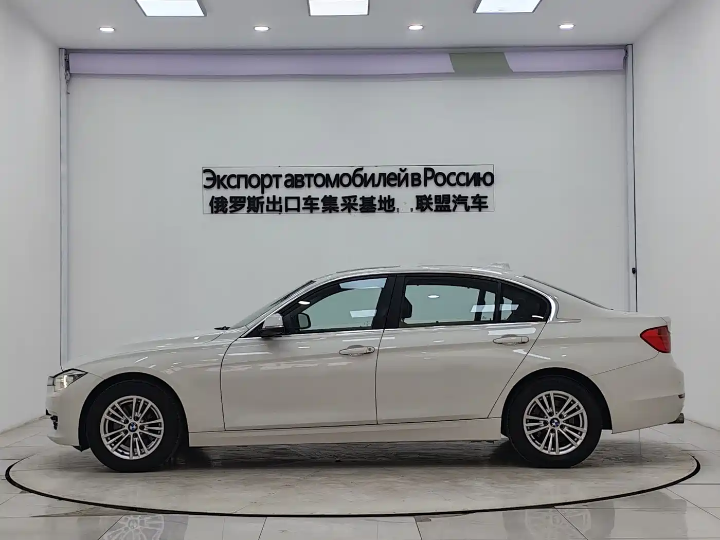 BMW 3 Series 2015 320Li Super Joy Fashion фото 5