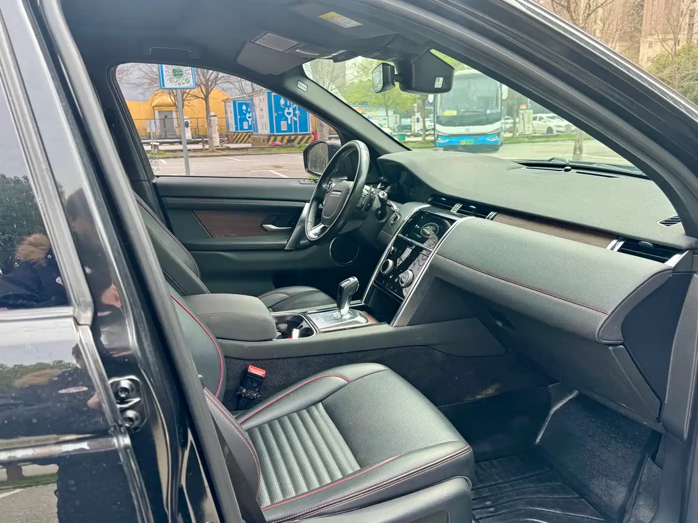 Land Rover Discovery Sport 2021 249PS R-Dynamic S Performance Edition фото 12