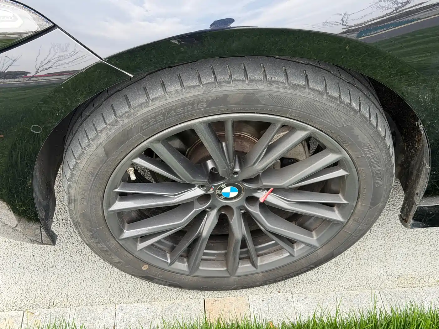 BMW 3 Series 2023 325Li M Sport Black Night Package фото 5