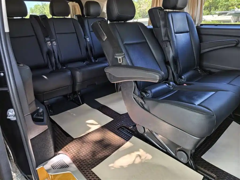 Mercedes-Benz Vito 2021 2.0T Elite 7-Seater фото 7
