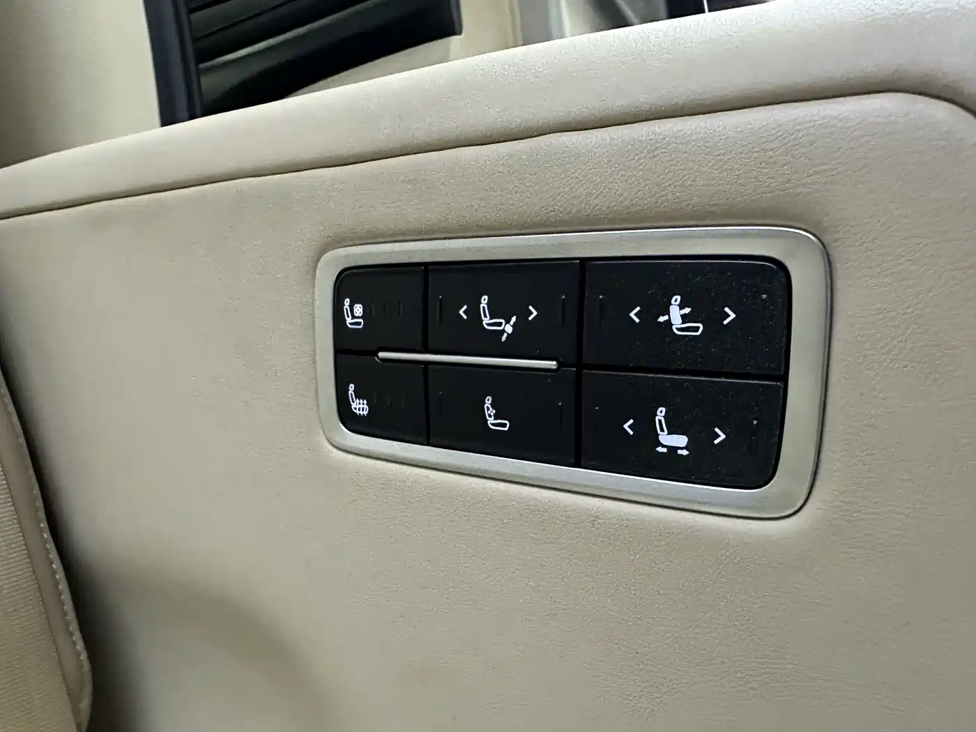 Buick GL8 2023 ES Landmaster Exclusive фото 10